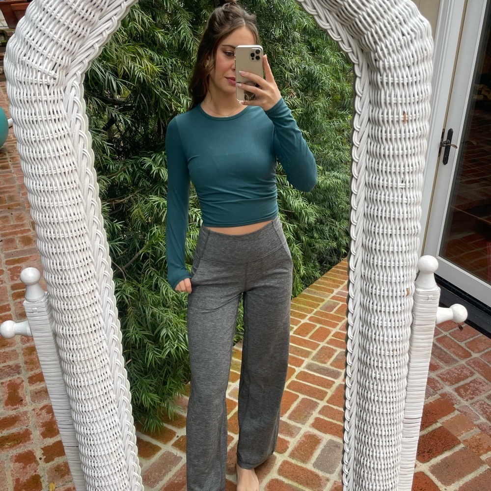lululemon athletica Teal Long Sleeve Top with Gray Straight Leg Pants
